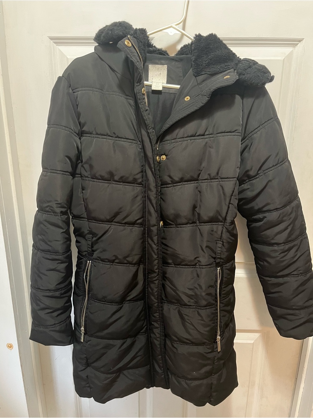 H&M Black Quilted Puffer Coat with Faux-Fur Trimmed Hood